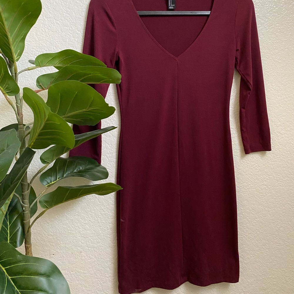 Forever 21 Slim Fit Burgundy Pencil Dress